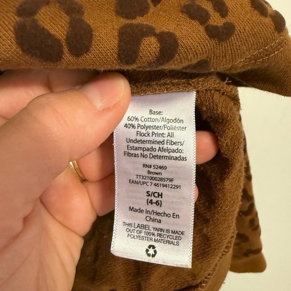 2/$15 Time and Tru - Brown Leopard Print Long Sleeve Sweatshirt Size Small - Picture 6 of 7